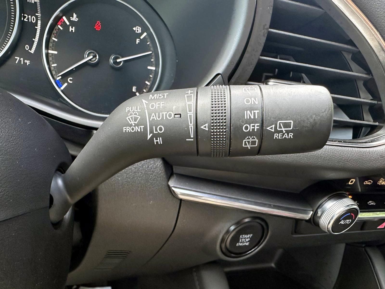 Used 2024 MAZDA MAZDA3 s FWD image 20