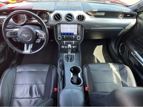 Used 2021 Ford Mustang GT Premium w/ Black Accent Package RWD image 5