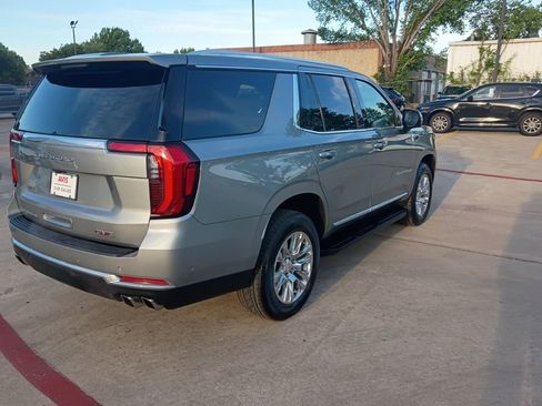 Used 2025 GMC Yukon Denali image 9