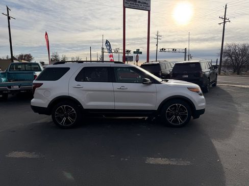 Used 2014 Ford Explorer Sport w/ Equipment Group 401A image 6