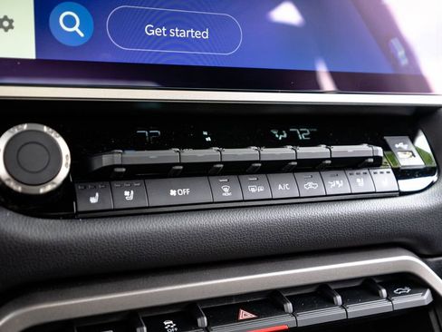 New 2026 Toyota Tundra Limited AWD/4WD image 24