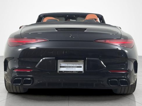 Used 2023 Mercedes-Benz SL 55 AMG 4MATIC image 4
