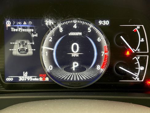 Used 2022 Lexus UX 200 image 13