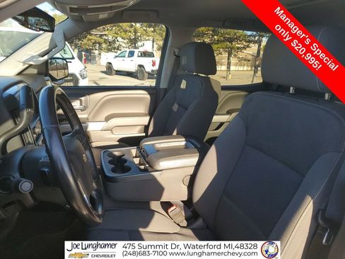 Used 2018 Chevrolet Silverado 1500 LT w/ All Star Edition AWD/4WD image 19