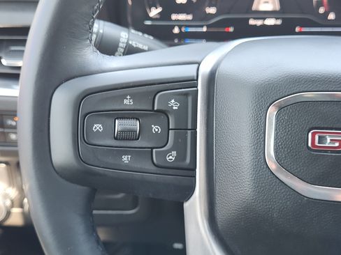 Used 2022 GMC Yukon SLT w/ SLT Premium Package RWD image 37