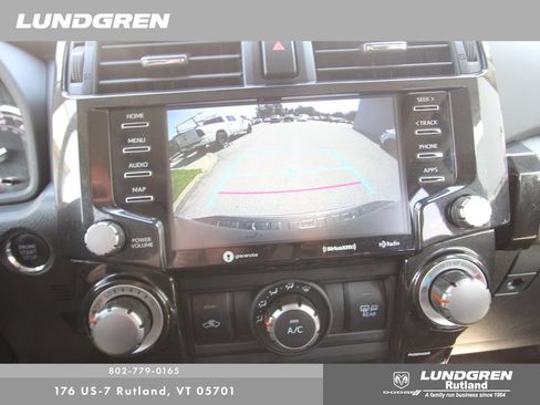 Used 2021 Toyota 4Runner TRD Off-Road Premium w/ Moonroof Package AWD/4WD image 33