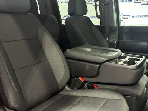 Used 2024 Chevrolet Silverado 2500 Custom w/ Custom Value Package AWD/4WD image 34