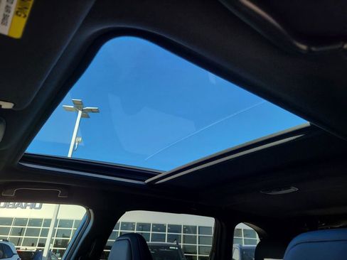 New 2025 Subaru Forester Limited image 10