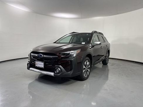 Used 2024 Subaru Outback Touring AWD/4WD image 2
