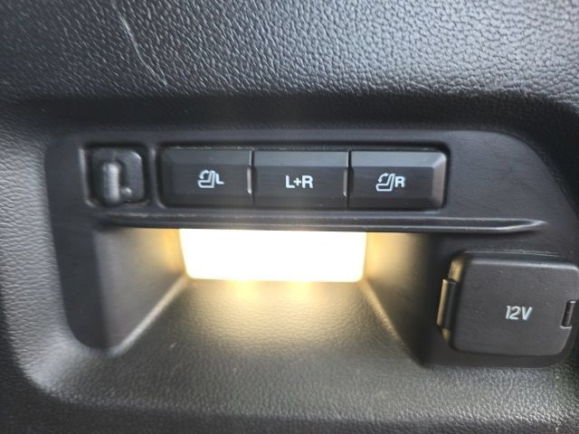 Used 2021 Ford Explorer Platinum w/ Equipment Group 601A AWD/4WD image 27