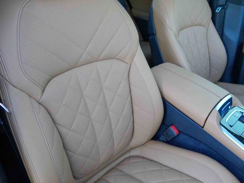 Used 2025 BMW X5 xDrive40i image 13