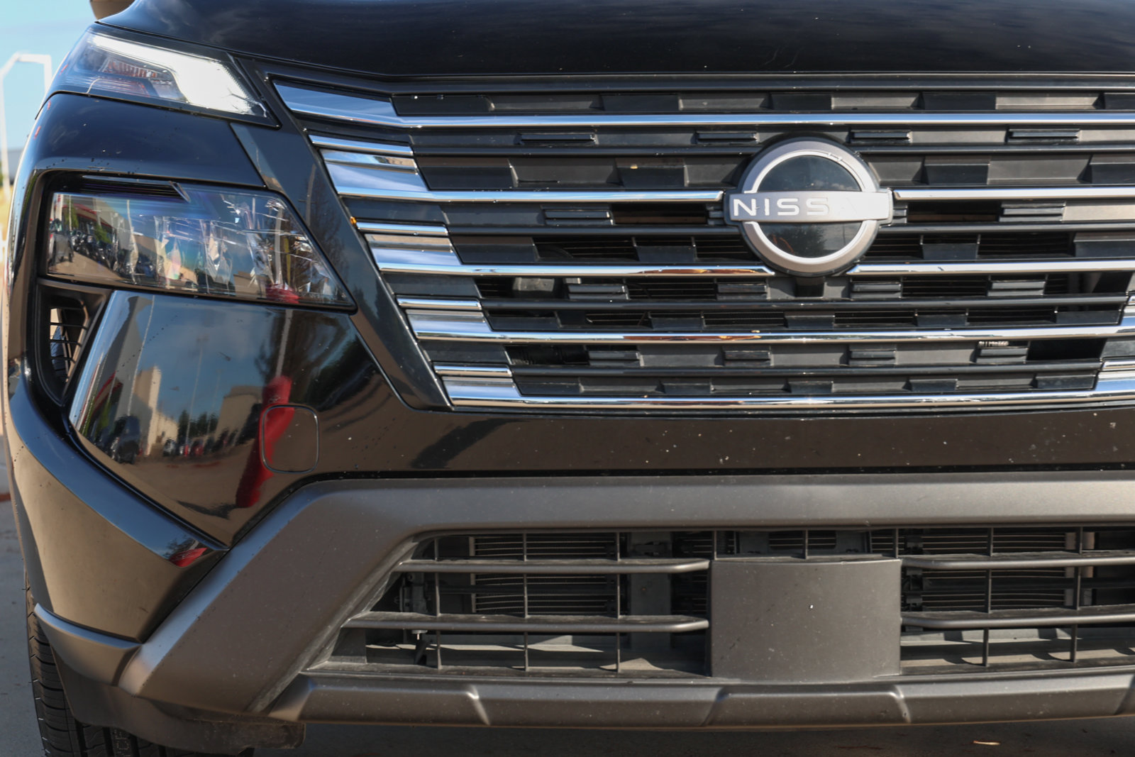 Used 2026 Nissan Rogue SV AWD/4WD image 10