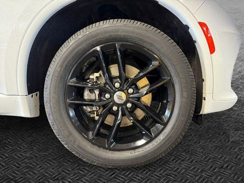Used 2023 Dodge Durango GT AWD/4WD image 11