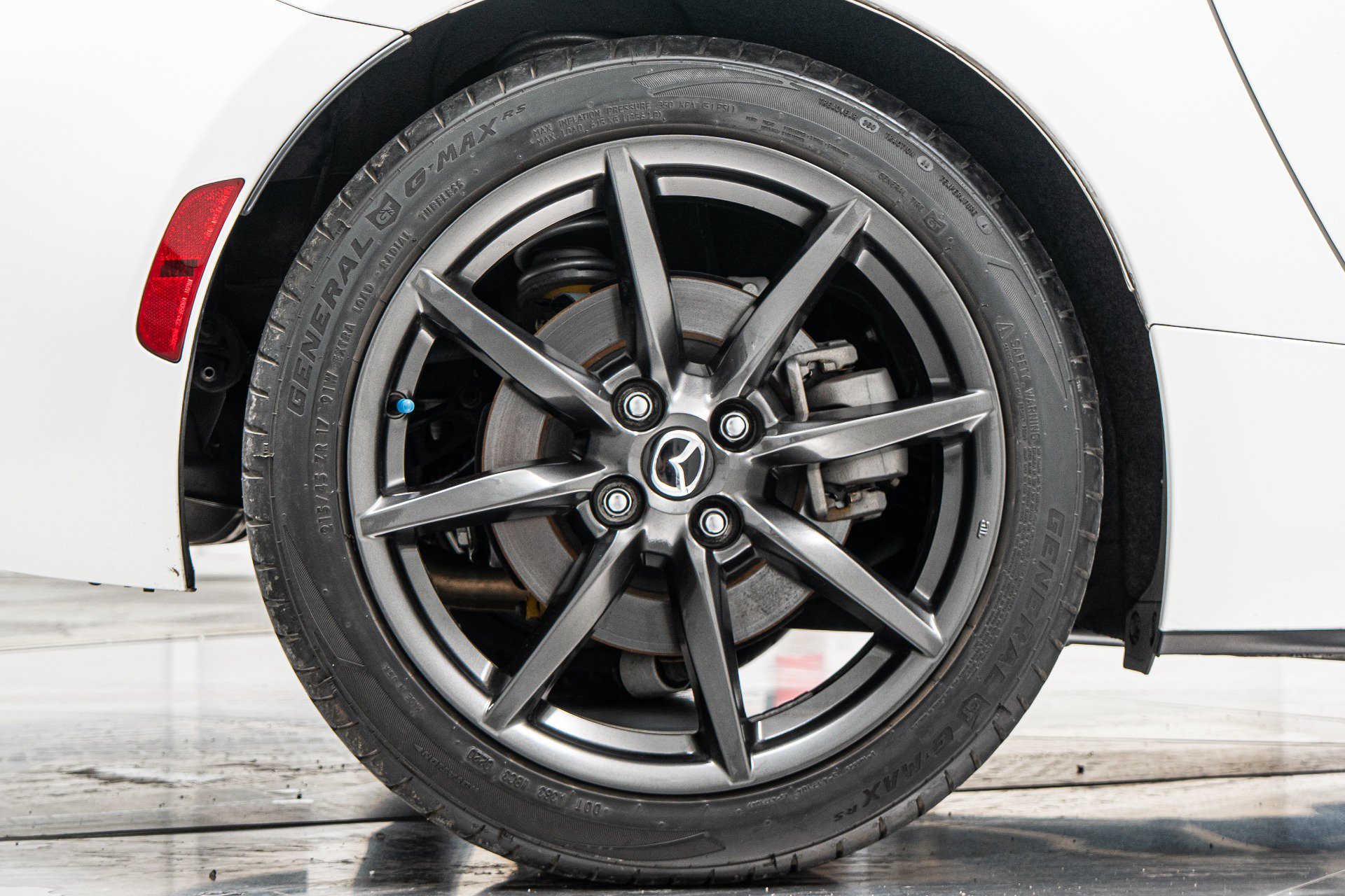 Used 2016 MAZDA MX-5 Miata Club RWD image 39