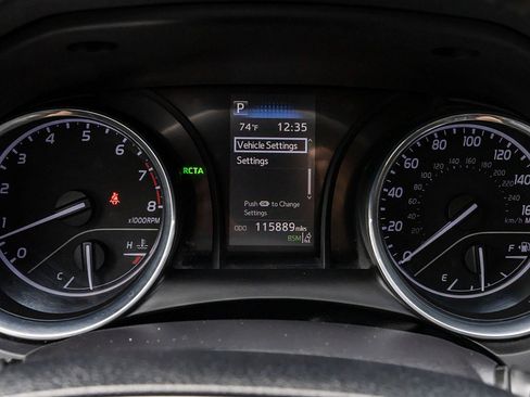 Used 2019 Toyota Camry SE w/ Convenience Package image 30