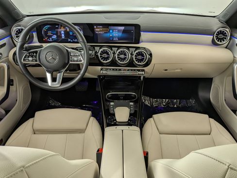 Used 2023 Mercedes-Benz CLA 250 image 20