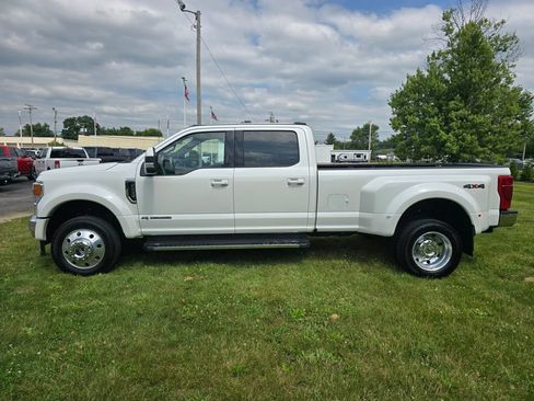 Used 2022 Ford F450 Lariat w/ Camper Package AWD/4WD image 4