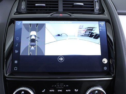 Used 2022 Jaguar E-PACE image 27