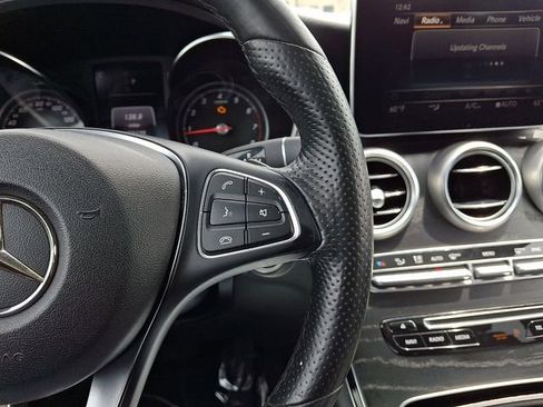 Used 2018 Mercedes-Benz GLC 300 4MATIC image 23