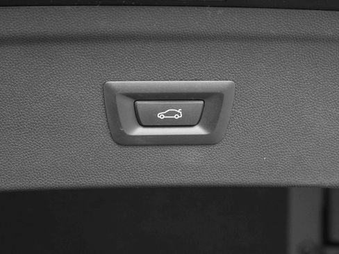 Certified 2024 BMW iX xDrive50 image 38