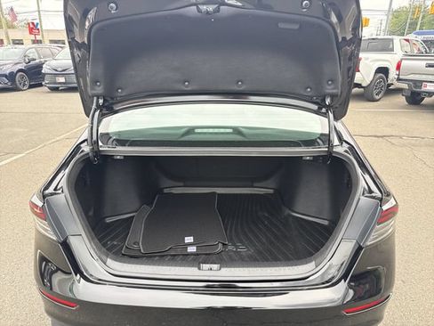 Used 2023 Honda Accord EX image 20