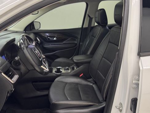 Used 2019 GMC Terrain Denali w/ Driver Alert Package II AWD/4WD image 15