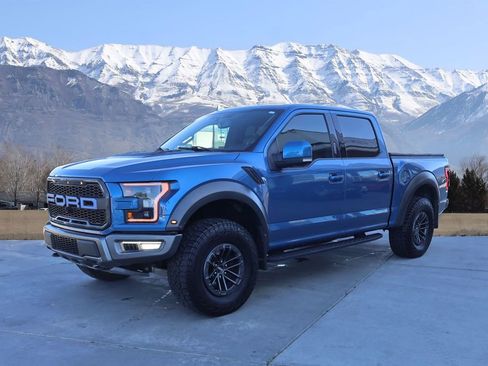 Used 2020 Ford F150 Raptor w/ Equipment Group 802A Luxury AWD/4WD image 2