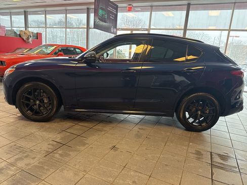 Used 2021 Alfa Romeo Stelvio Ti w/ Nero Edizione image 14