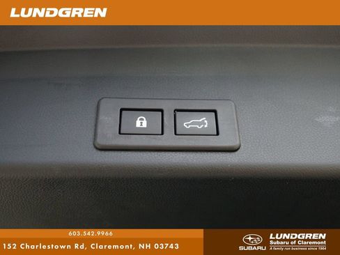 Used 2020 Subaru Ascent Touring AWD/4WD image 38