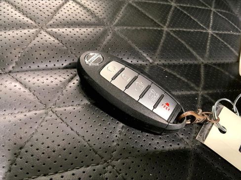 Used 2021 Nissan Murano Platinum w/ Cargo Package image 11