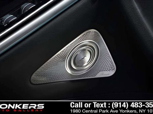 Used 2023 Mercedes-Benz S 500 4MATIC w/ AMG Line image 34