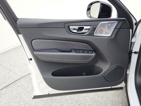 Used 2020 Volvo XC60 T8 Polestar AWD/4WD image 26