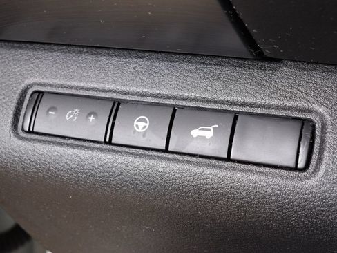 Used 2023 Nissan Pathfinder SL w/ Lighting Package (N92) AWD/4WD image 19