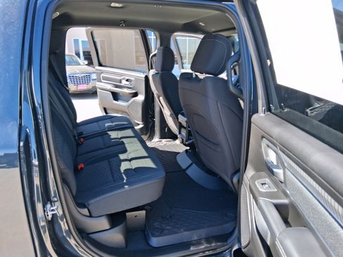 New 2026 RAM 1500 Big Horn AWD/4WD image 18