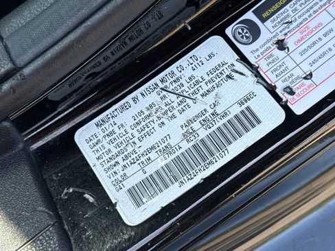 Used 2014 Nissan 370Z Roadster RWD image 23