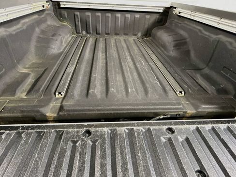 Used 2019 Nissan Frontier SL RWD image 26