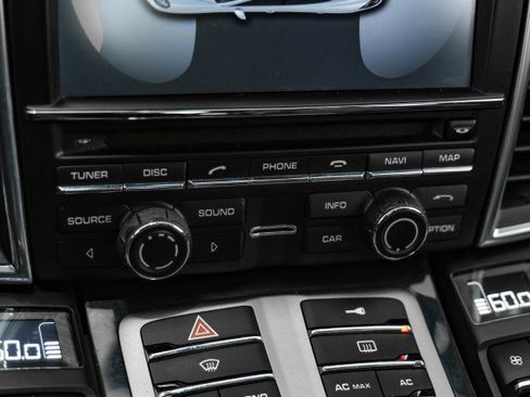 Used 2010 Porsche Panamera S RWD image 24
