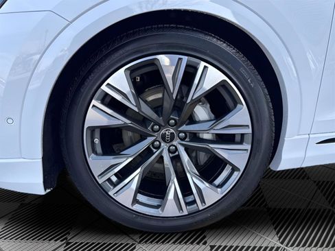 New 2026 Audi Q8 Premium Plus image 10