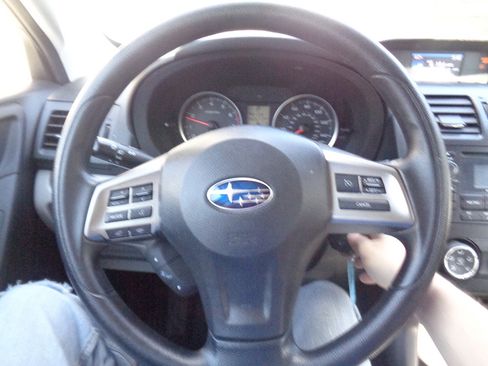 Used 2015 Subaru Forester 2.5i Premium image 17