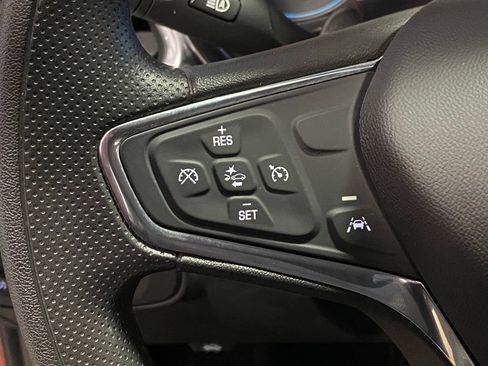Used 2020 Chevrolet Equinox LT w/ LPO, Floor Liner Package FWD image 33