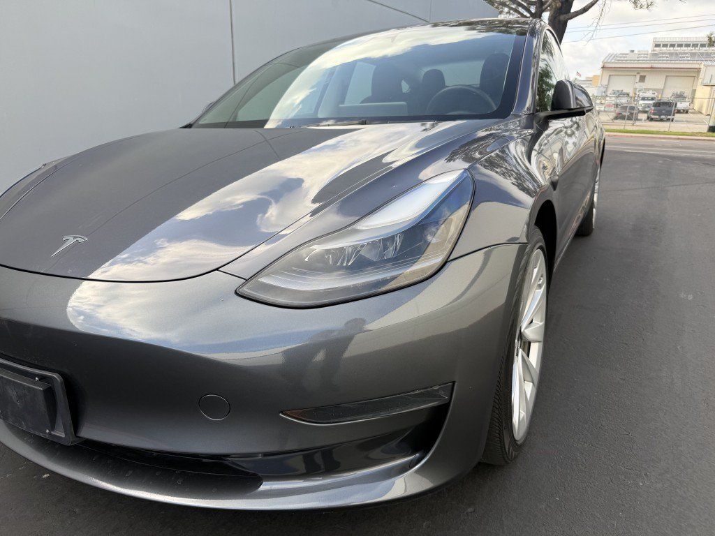Used 2023 Tesla Model 3 Standard Range RWD image 5