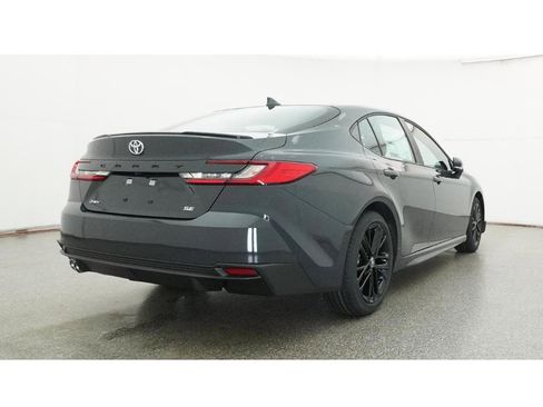 New 2026 Toyota Camry SE image 24