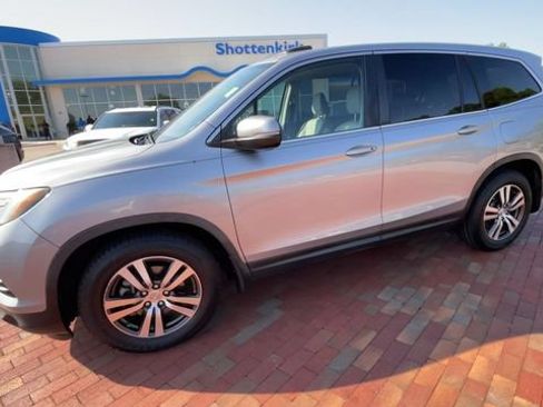 Used 2016 Honda Pilot EX-L image 6