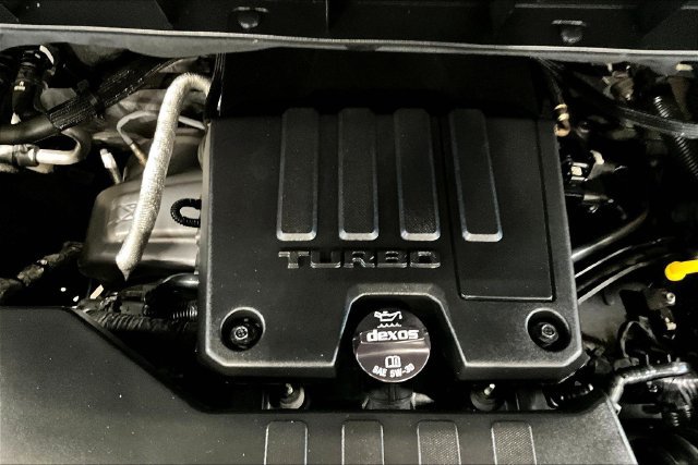 Used 2023 Chevrolet Silverado 1500 LT AWD/4WD image 30