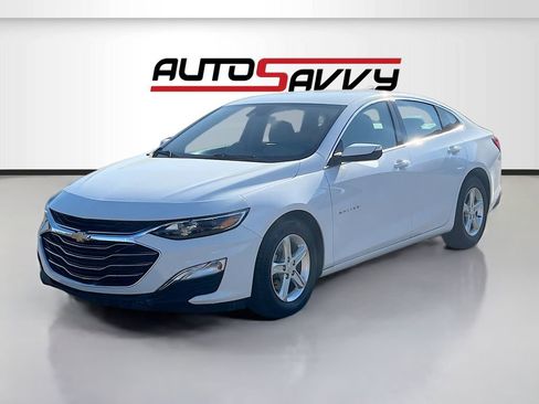 Used 2020 Chevrolet Malibu LS w/ Driver Confidence Package II FWD image 3