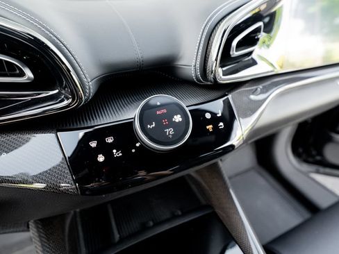 Used 2023 Ferrari Purosangue AWD/4WD image 36
