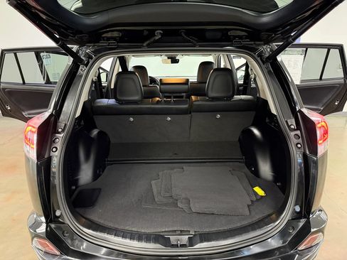 Used 2017 Toyota RAV4 Limited w/ Carpet Mat Package AWD/4WD image 13