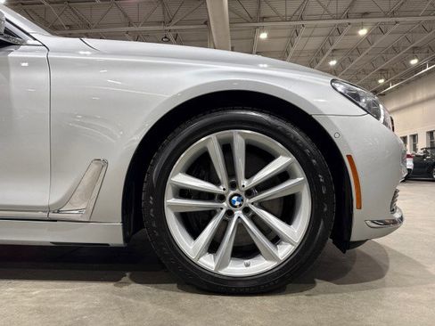Used 2016 BMW 750i xDrive image 20