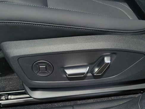 New 2026 Audi Q3 quattro 2.0T AWD/4WD image 17