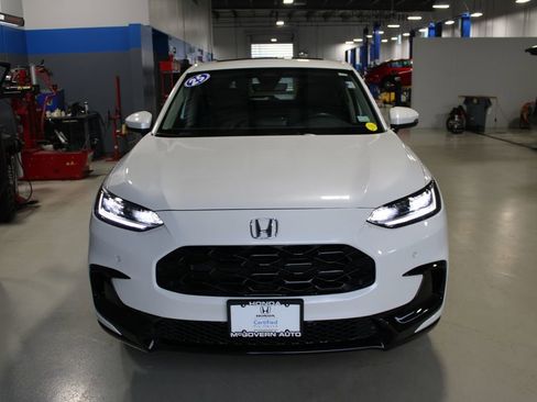 Certified 2025 Honda HR-V EX-L image 3